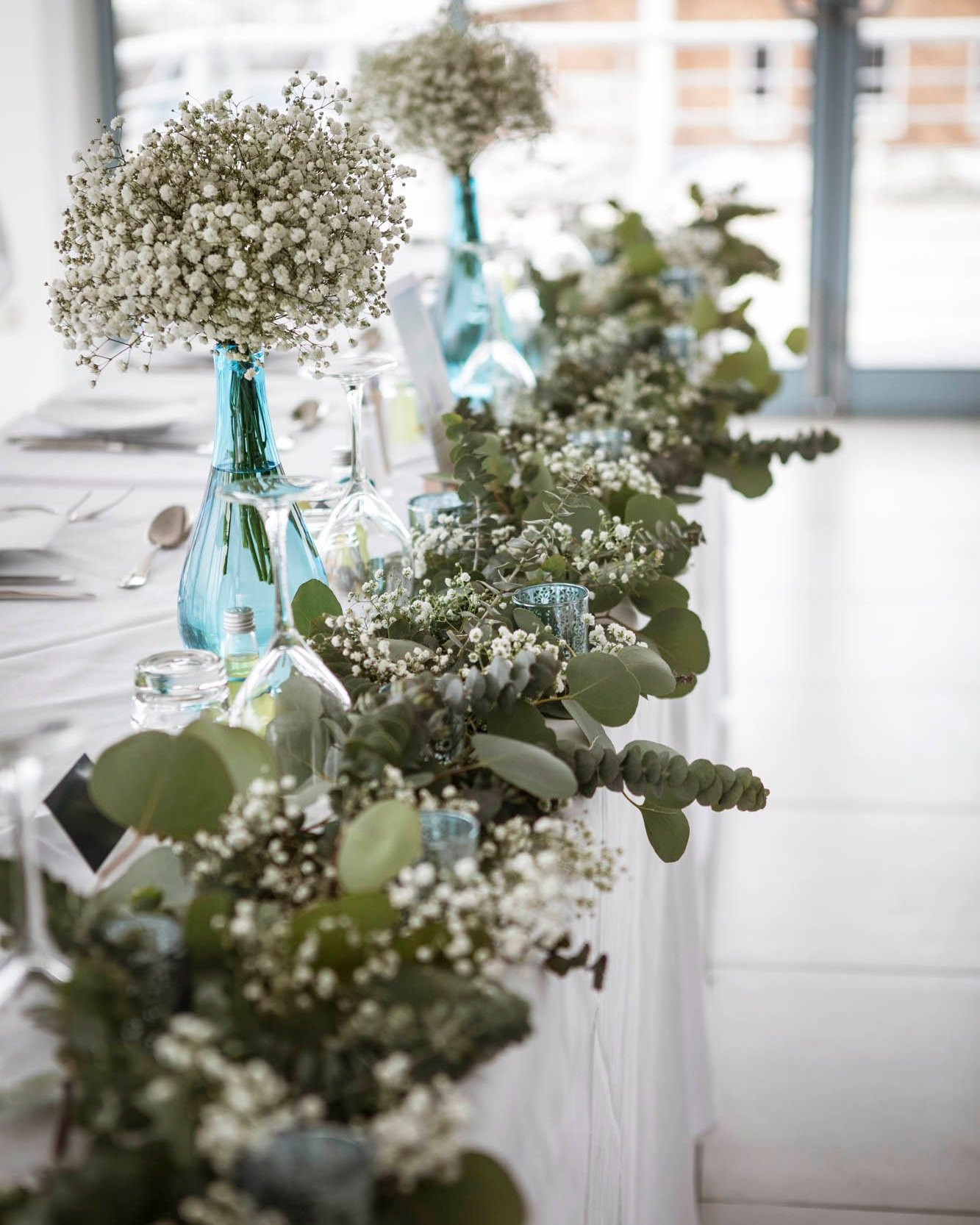 Bridal Table Gypsophila, Baby's Breath Florals, Wedding Reception