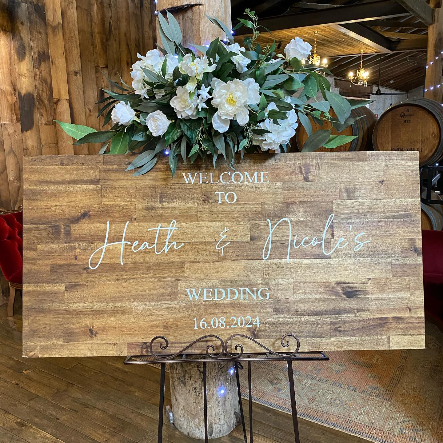 Rustic Welcome Sign, Easel