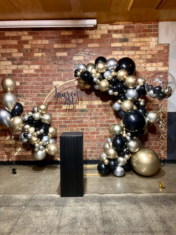 Black Square Ripple Plinth Photo - 3