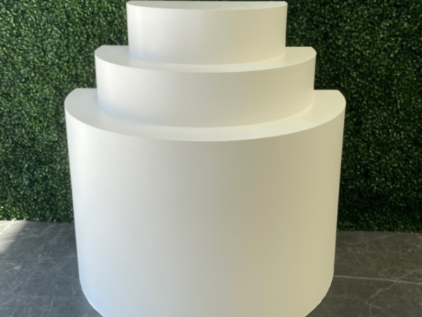 White 3 Tier Plinth Photo
